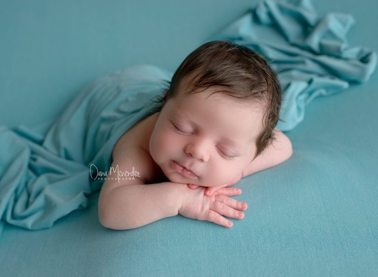 newborn photography Okotoks, AB