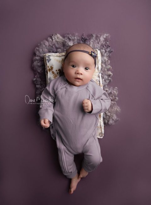 1 month baby pictures