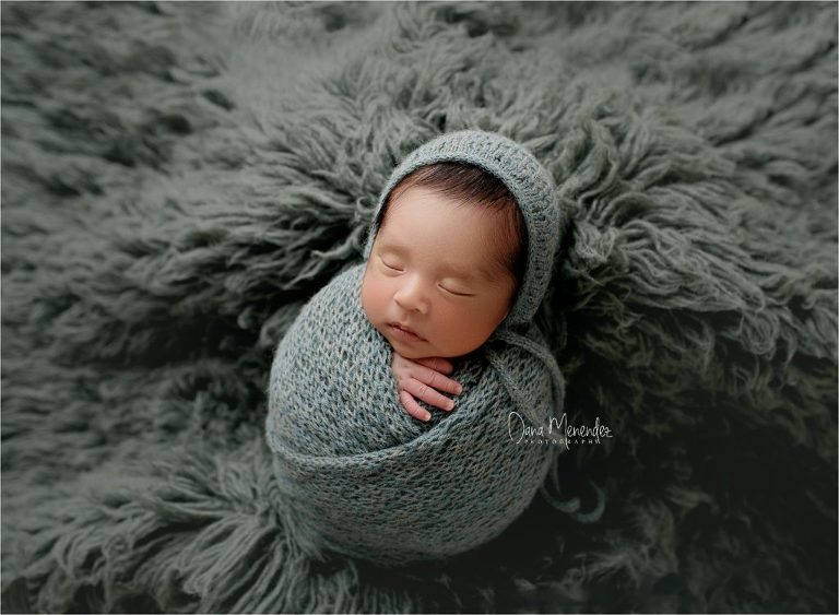 Okotoks, AB newborn photographer