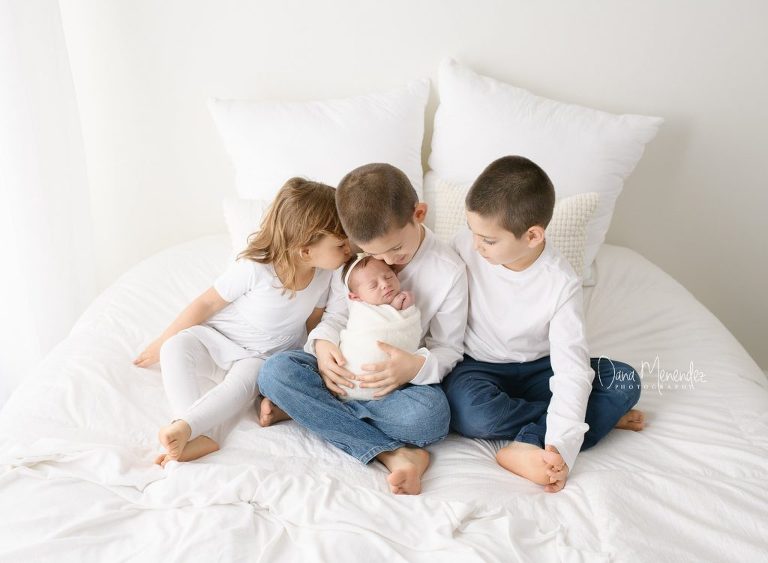 Okotoks, AB newborn photographer