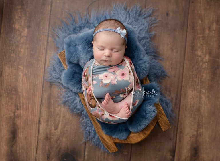 Okotoks, AB newborn photographer