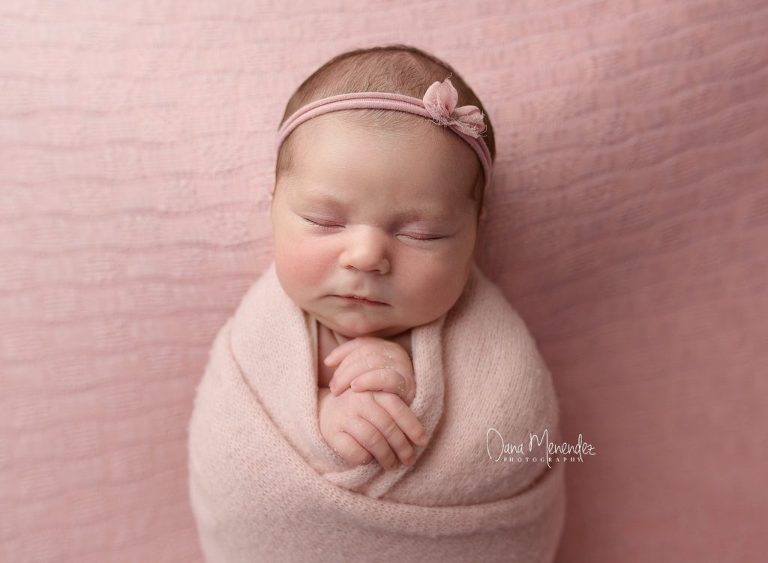 newborn photographers Okotoks, AB