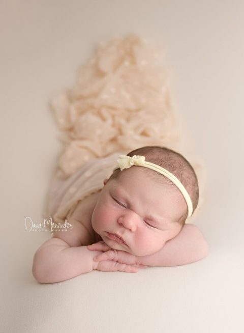 newborn photographer near me