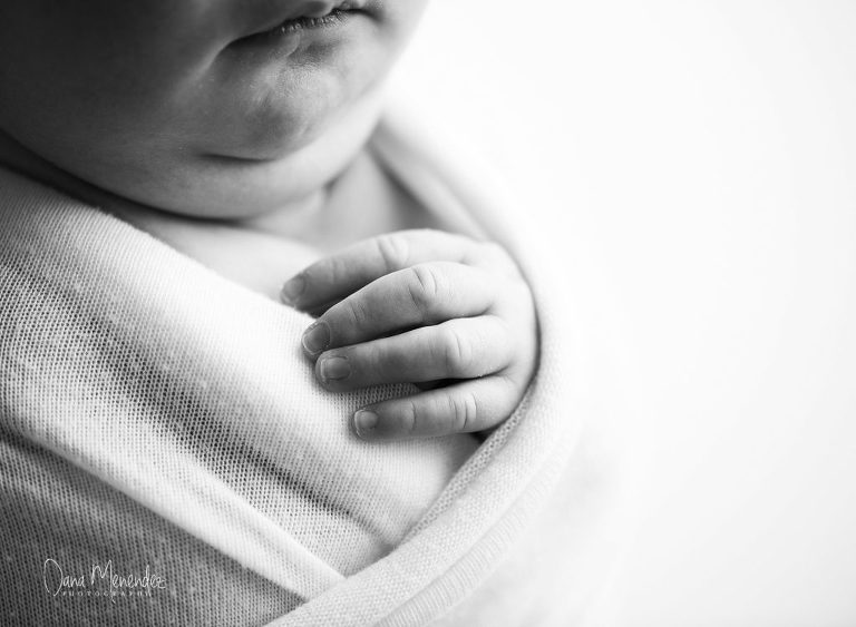 Okotoks, AB newborn photographers