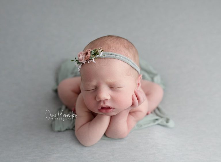 newborn photographer near me