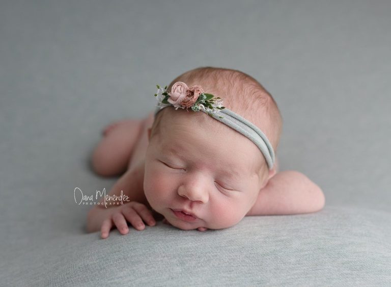 newborn pictures Okotoks, AB