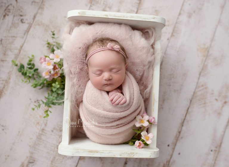 newborn photographers Okotoks, AB