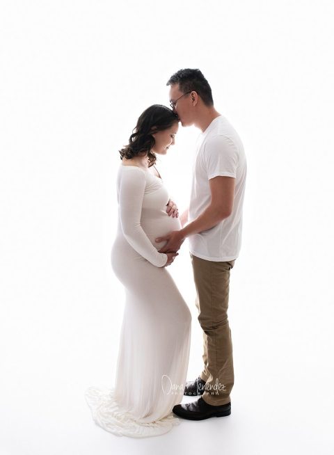 maternity photographer Okotoks, AB