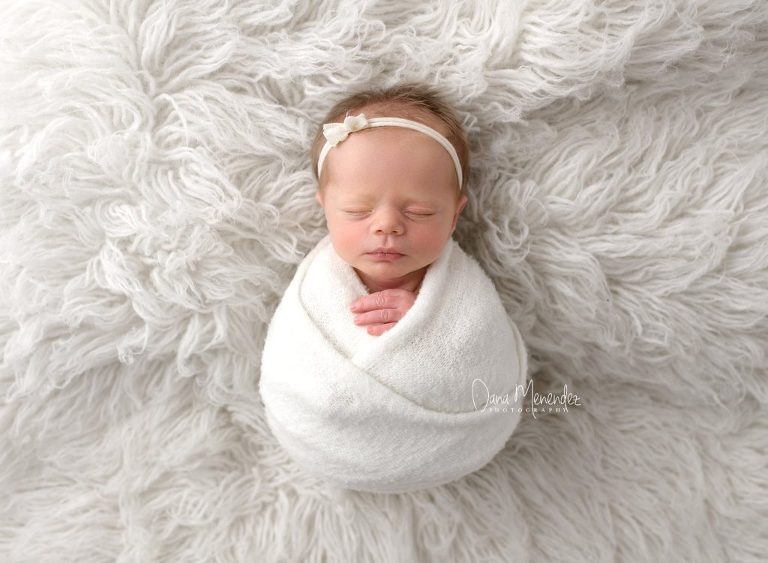 newborn photographer near me