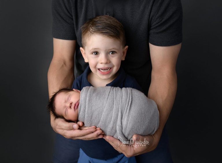 Okotoks, AB newborn photographer