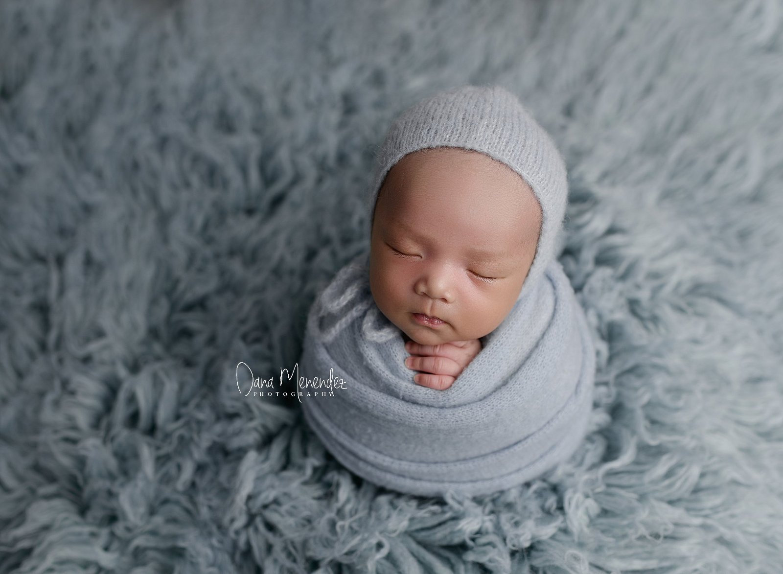 calgary newborn photographer