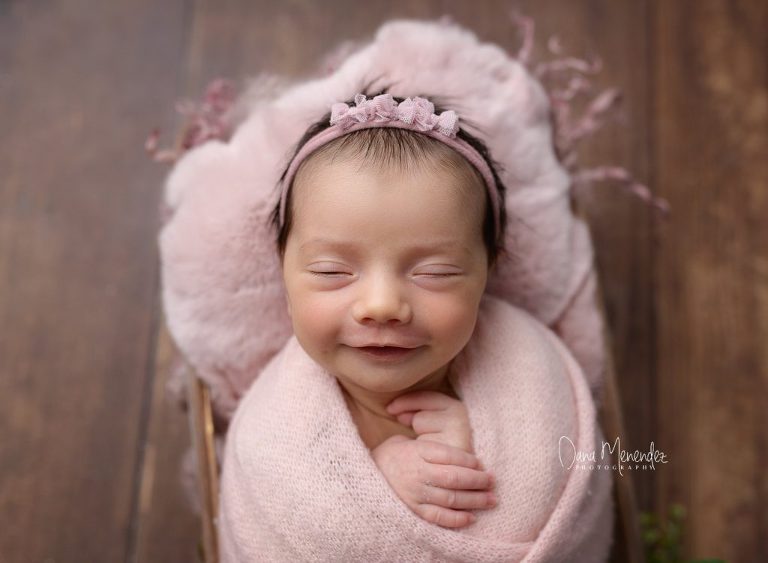 newborn photographer near me