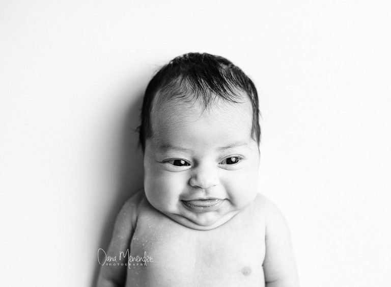 newborn photographer near me