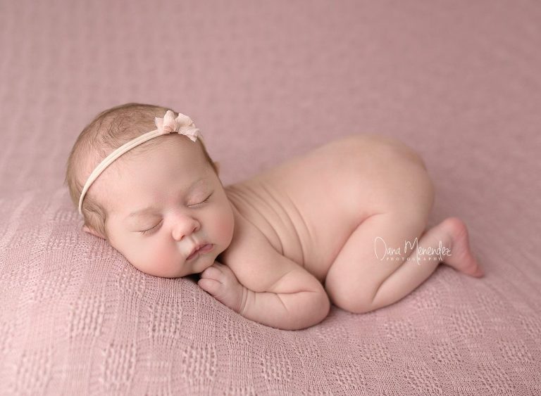 newborn photographers Okotoks, AB