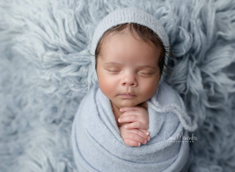 Okotoks, AB newborn photographers