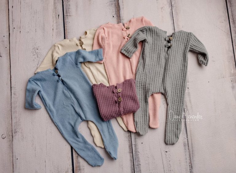 newborn photographer Okotoks, AB