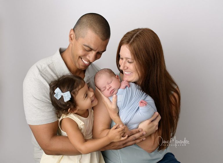 newborn photographer Okotoks, AB