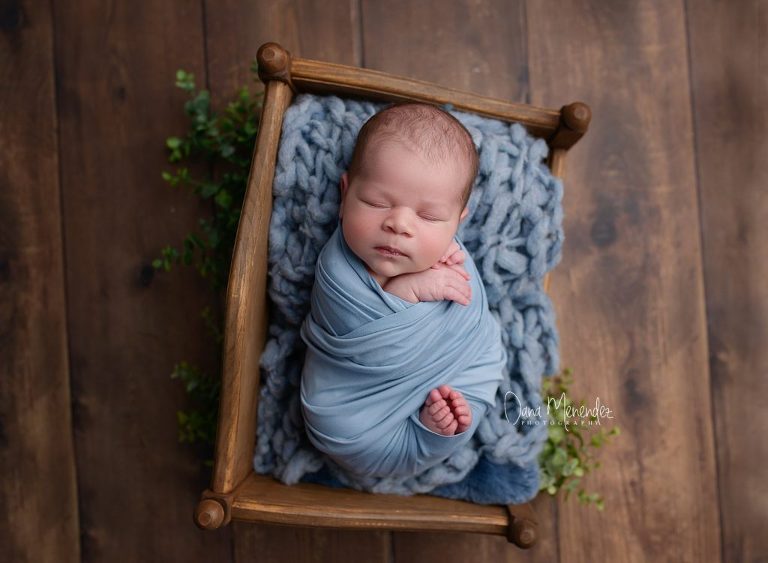 newborn photography Okotoks, AB