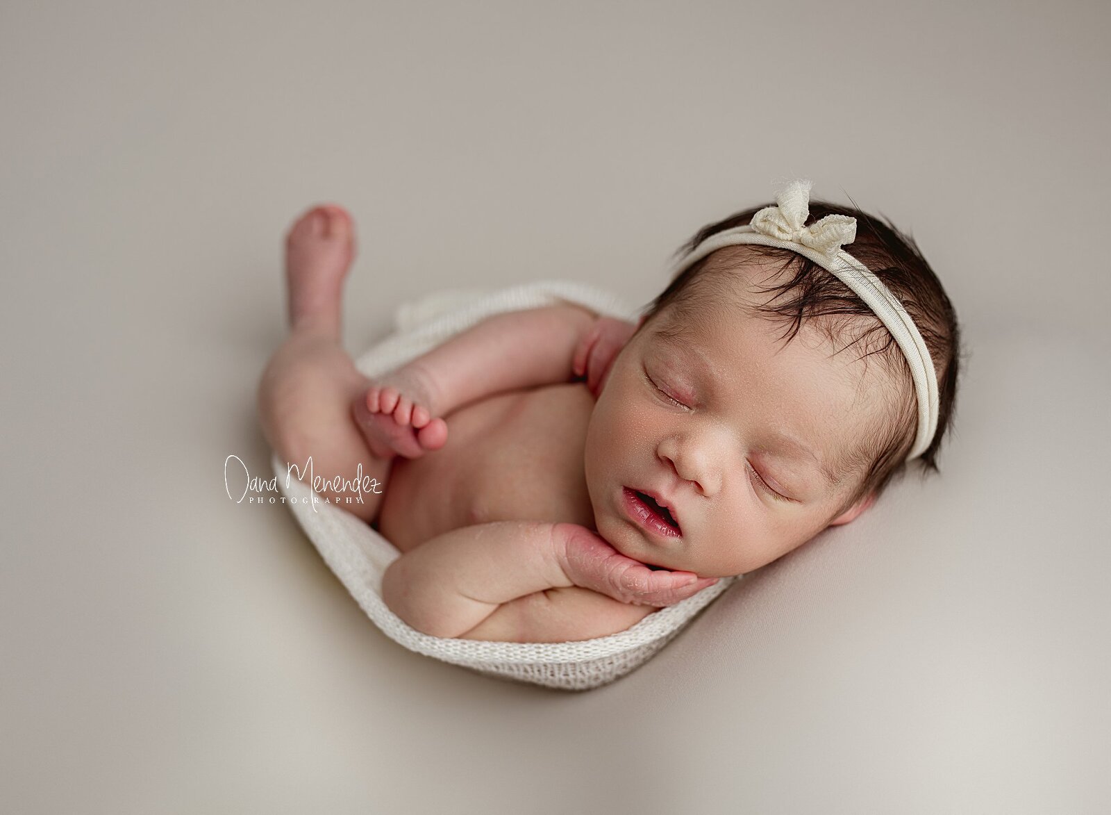 newborn photographer calgary